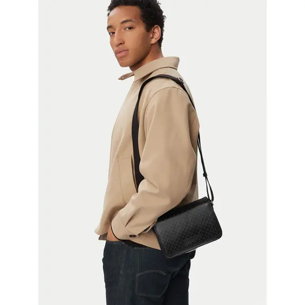 Calvin Klein Crossover torbica Calvin Klein Emblem Aop Coated Small Flap Mes LV04D3396G Crna