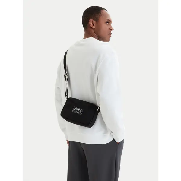 Calvin Klein Crossover torbica Calvin Klein Graphic Capsule Camera Bag LV04D3369G Crna