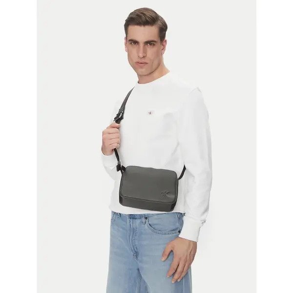 Calvin Klein Jeans Crossover torbica Calvin Klein Jeans Cargo Camera Bag LV04G3081G Kaki