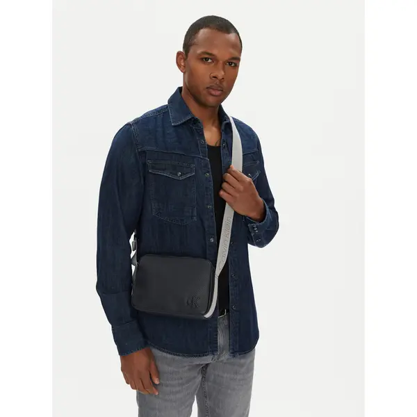 Calvin Klein Jeans Crossover torbica Calvin Klein Jeans Cargo Camera Bag LV04G3081G Plava
