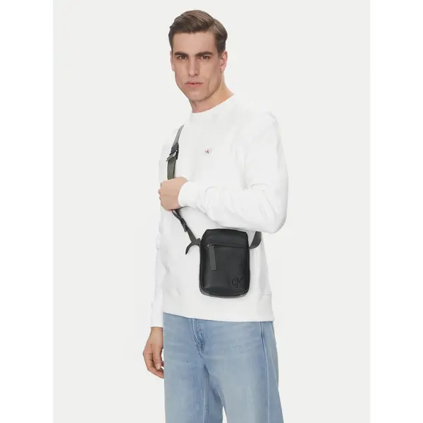 Calvin Klein Jeans Crossover torbica Calvin Klein Jeans Cargo Reporter Bag LV04G3080G Crna