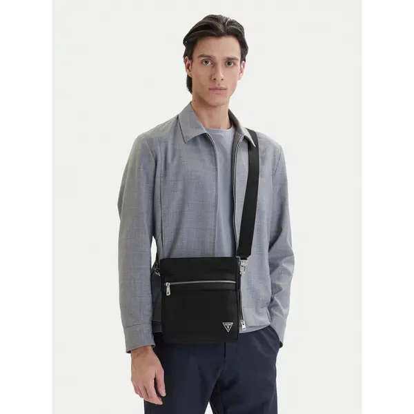 Guess Crossover torbica Guess HMBENY P6123 Crna