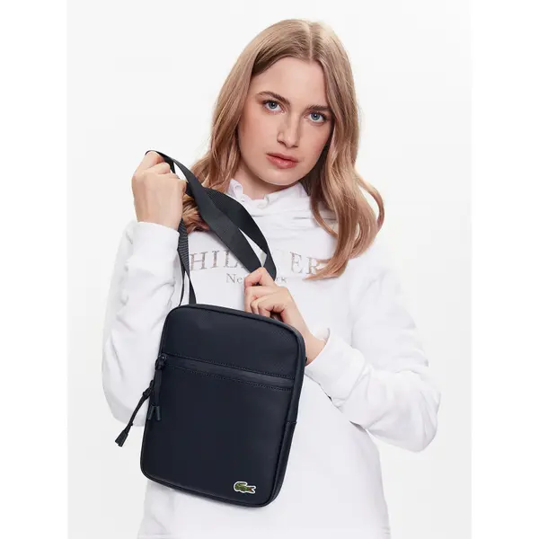 Lacoste Crossover torbica Lacoste M Flat Crossover Bag NH3308LV Plava