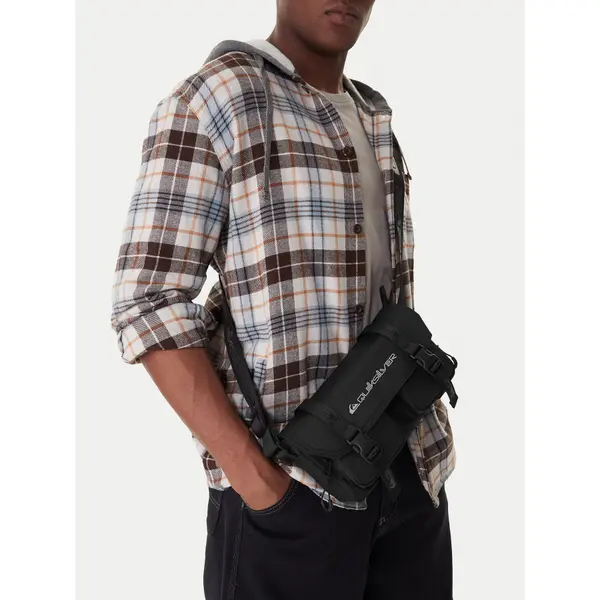 Quiksilver Crossover torbica Quiksilver CEOWB-QUIC-F-002-09 Crna