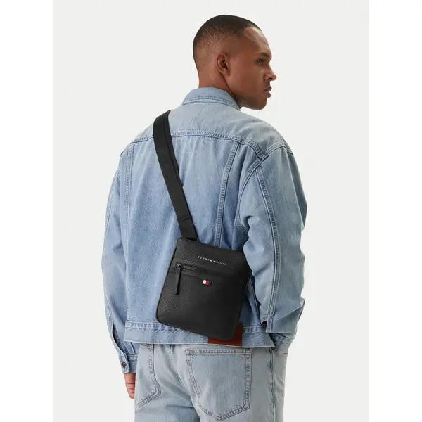 Tommy Hilfiger Crossover torbica Tommy Hilfiger Essential Pu Mini Crossover AM0AM09505 Crna