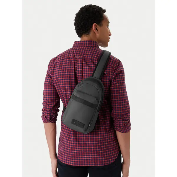 Tommy Hilfiger Crossover torbica Tommy Hilfiger Th Repreve Slingpack AM0AM14026 Siva