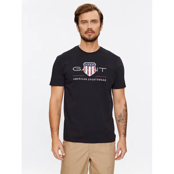 Gant Gant T-shirt Reg Archive Shield Ss 2003199 Crna Regular Fit
