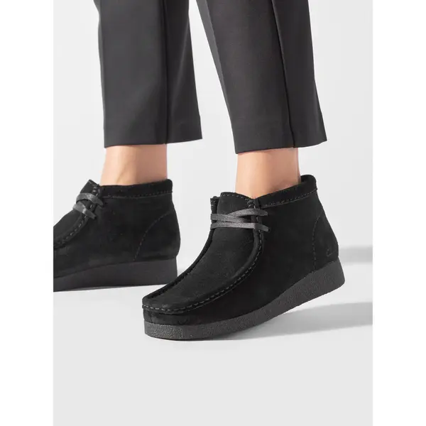 Clarks Gležnjače Clarks WallabeeEvoBt 261747434 Crna