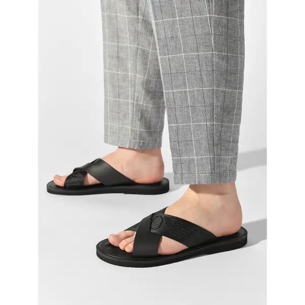 Emporio Armani Natikače Emporio Armani X4P124 XN787 K001 Crna