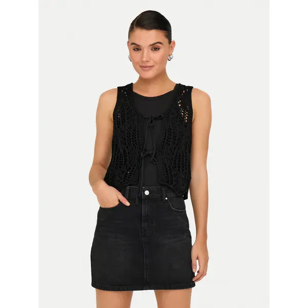 Only ONLY Top Lizzy 15343882 Crna Regular Fit