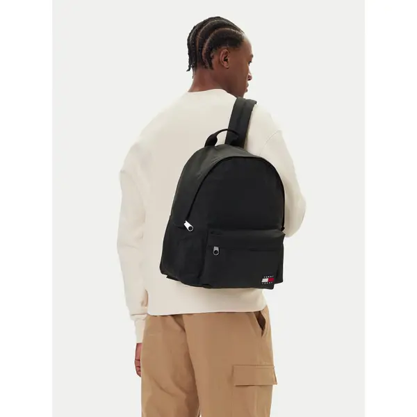 Tommy Jeans Ruksak Tommy Jeans Tjm Ess Daily Dome Backpack AM0AM13726 Crna