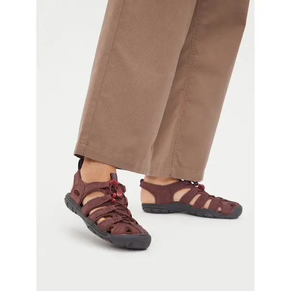 Keen Sandale Keen Clearwater Cnx Lleather 1025088 Tamnocrvena