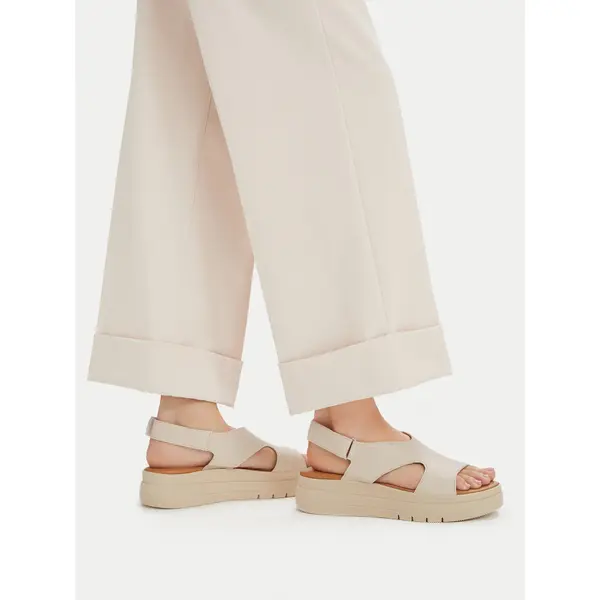 tamaris Sandale Tamaris 1-28305-46 Krem