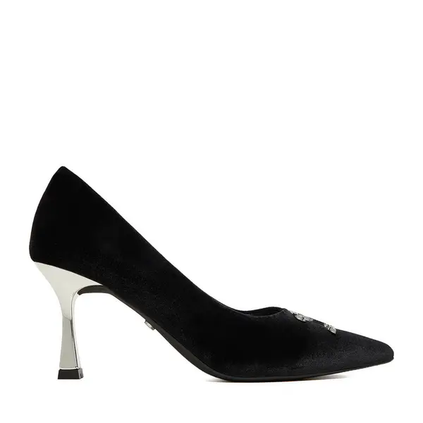 Juicy Couture Štikle Juicy Couture EO-R24SS94659 Crna