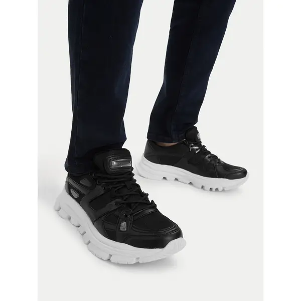 Armani Exchange Tenisice Armani Exchange XM001678 AF19226 UC001 Crna