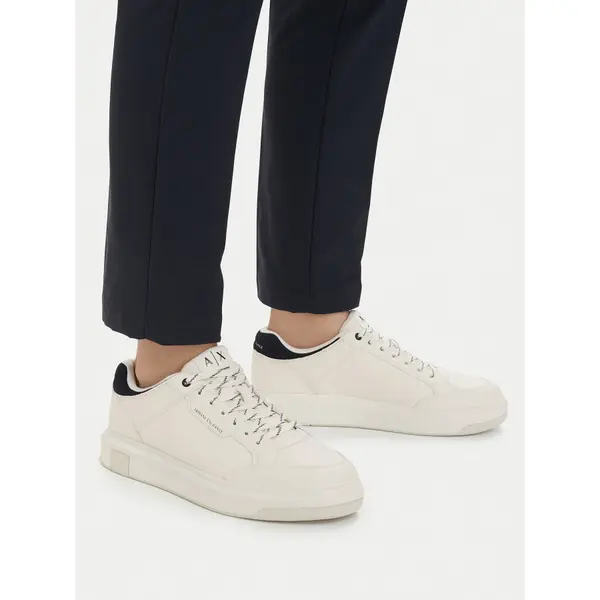 Armani Exchange Tenisice Armani Exchange XM001722 AF17540 MZ266 Bijela