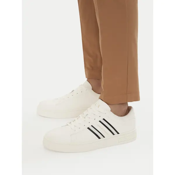 Armani Exchange Tenisice Armani Exchange XM002198 AF21421 M0017 Bijela