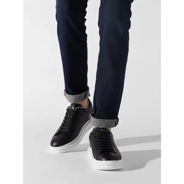 Armani Exchange Tenisice Armani Exchange XUX123 XV534 00002 Crna