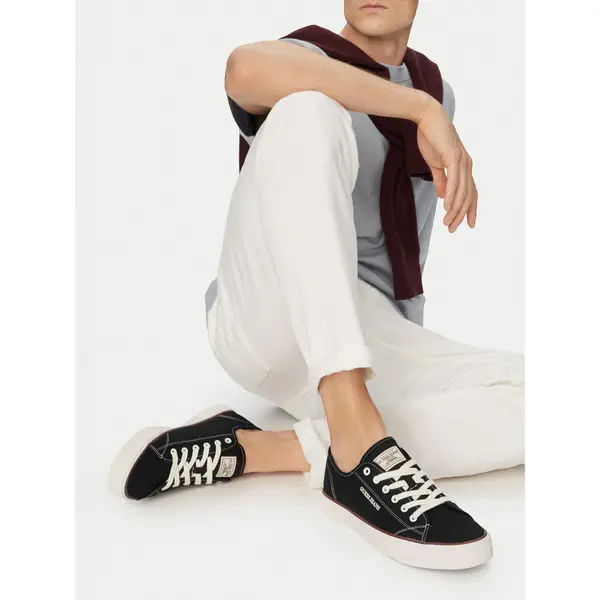 Guess Jeans Tenisice Guess Jeans CWBEO-ANTONIO-01 WE Crna