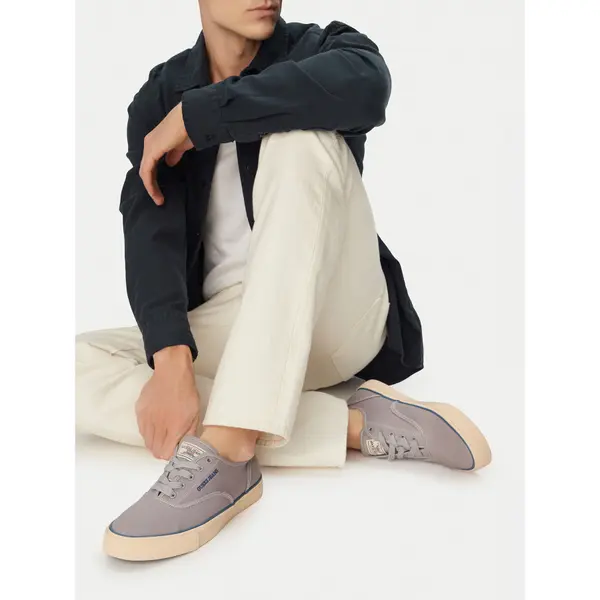 Guess Jeans Tenisice Guess Jeans CWBEO-ROCKFORD-01 WE Siva