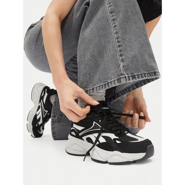 Reebok Tenisice Reebok CHARGE AR30246WBNW Crna
