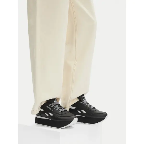 Reebok Tenisice Reebok CLASSIC LEATHER TRIPLE LIFT 100209621 Crna