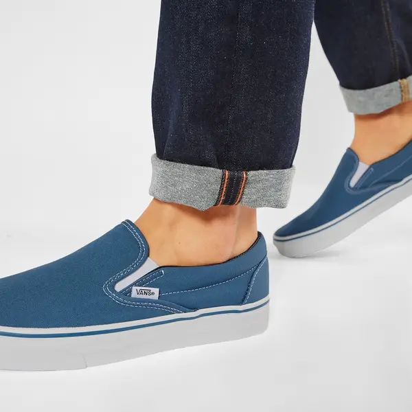 Vans Tenisice Vans Classic Slip-On VN-0ENVY Plava