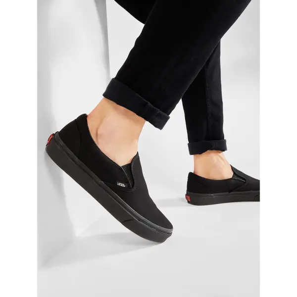 Vans Tenisice Vans Classic Slip-On VN-0EYEBKA Crna