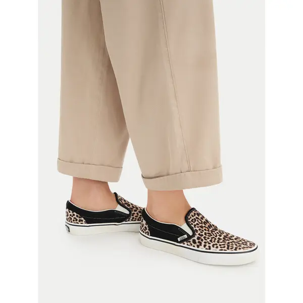 Vans Tenisice Vans Classic Slip-On VN000ED2YY61 Smeđa