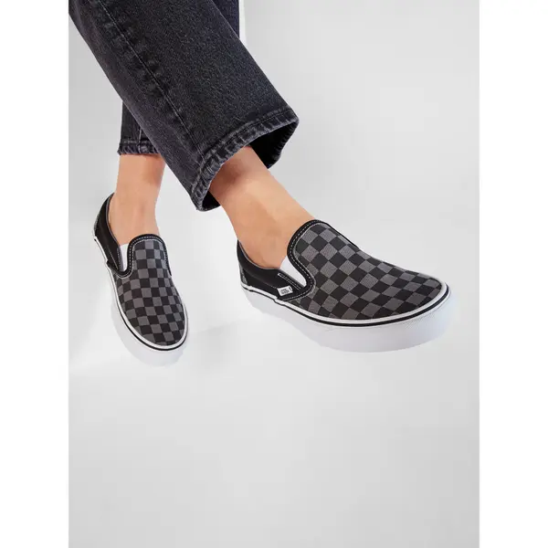 Vans Tenisice Vans Classic Slip-On VN000EYEBPJ Crna