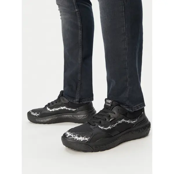 Vans Tenisice Vans MTE UltraRange Neo Vr3 VN000CWECVQ1 Crna