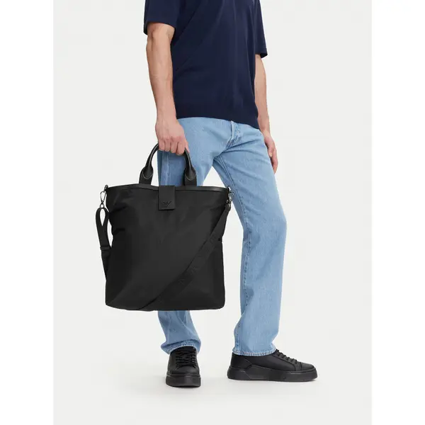 Emporio Armani Torba Emporio Armani EM001796 AF13454 UC001 Crna