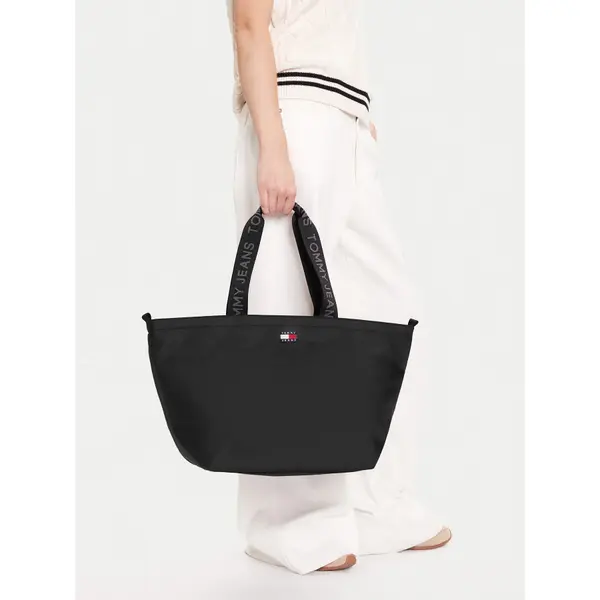 Tommy Jeans Torba Tommy Jeans Ess Daily Tote AW0AW17891 Crna