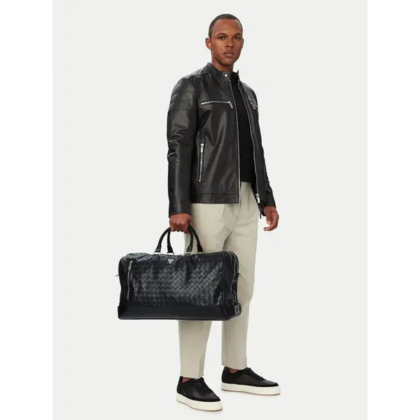Guess Torba za vikend Guess Torino Triangle TMTOWO P6334 Crna