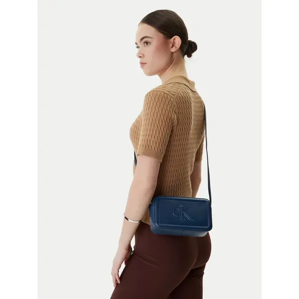 Calvin Klein Torbica Calvin Klein Bold Ck Camera Bag LV04F3220G Plava