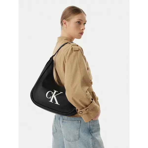 Calvin Klein Torbica Calvin Klein Bold Ck Crescent LV04F3427G Crna