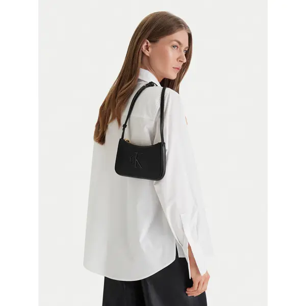 Calvin Klein Torbica Calvin Klein Bold Ck Mini Bag LV04F1125G Crna