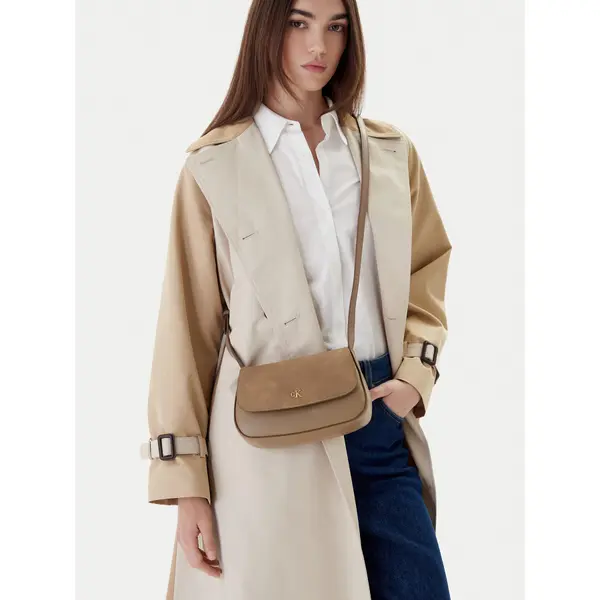 Calvin Klein Torbica Calvin Klein Ck Brushed Flap Camera Bag LV04F3409G Bež