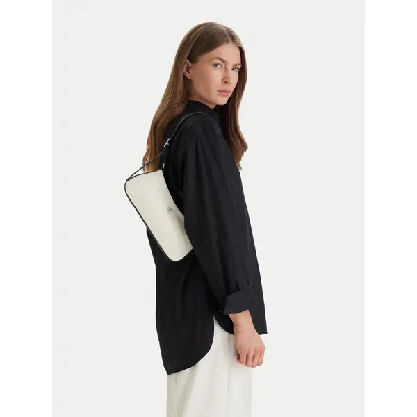 Calvin Klein Torbica Calvin Klein Ck Canvas Small Shoulder Bag LV04F3347G Bijela