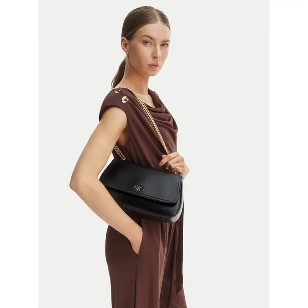 Calvin Klein Torbica Calvin Klein Ck Convertible Chain Medium Bag LV04F3171G Crna