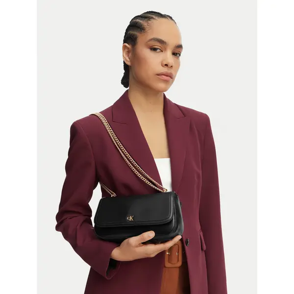 Calvin Klein Torbica Calvin Klein Ck Convertible Chain Small Bag LV04F3172G Crna