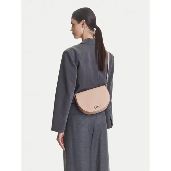 Calvin Klein Torbica Calvin Klein Ck Hw Crossbody Saddle Bag K60K613236 Ružičasta