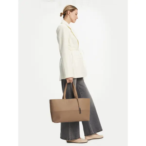 Calvin Klein Torbica Calvin Klein Ck Mixmedia Shopper_Mono K60K613166 Bež