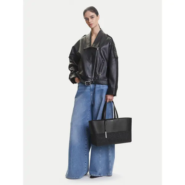 Calvin Klein Torbica Calvin Klein Ck Mixmedia Shopper_Raffia K60K613167 Crna