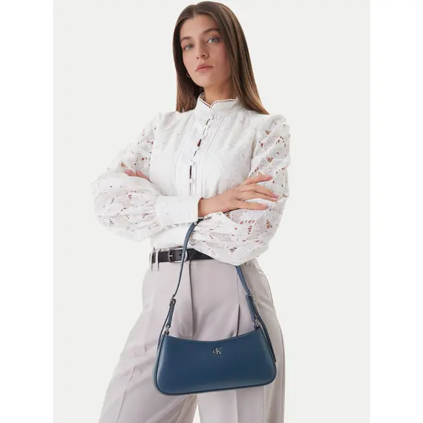 Calvin Klein Torbica Calvin Klein Ck Small Shoulder Bag LV04F3170G Tamnoplava