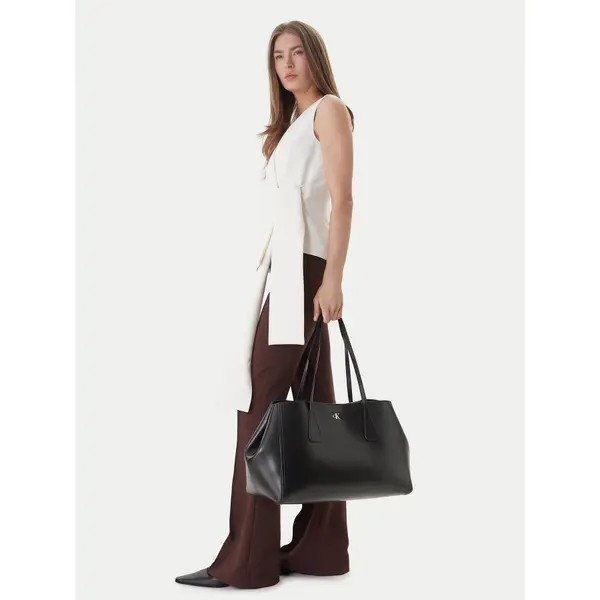 Calvin Klein Torbica Calvin Klein Ck Snap Large Tote LV04F3502G Crna
