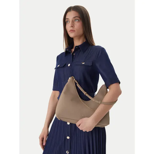 Calvin Klein Torbica Calvin Klein Emblem Hw Pebble Shoulder Bag LV04F3495G Bež