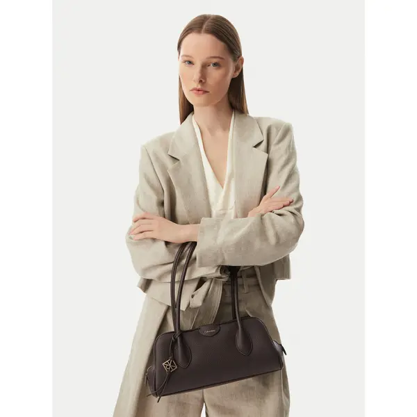 Calvin Klein Torbica Calvin Klein Emblem Trio Pebble LV04F3743G Smeđa