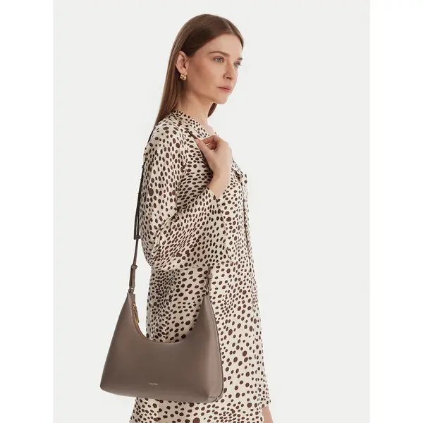 Calvin Klein Torbica Calvin Klein Foil Logo Conv Shoulder Bag LV04F3272G Bež