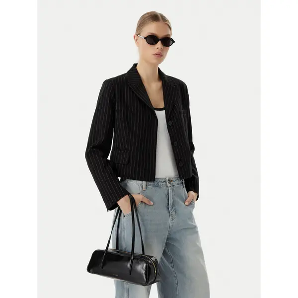 Calvin Klein Torbica Calvin Klein Foil Logo Glossy Bauletto LV04F3638G Crna